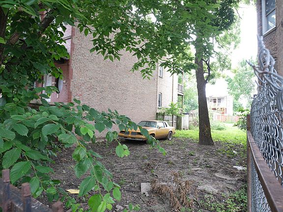 2nd image of 4037 W Wilcox St