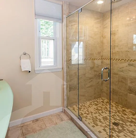 36 Florence St #3 — Photo 10
