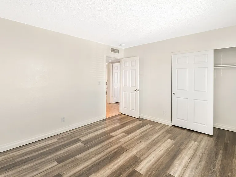 5309 W Cheyenne Ave #3 — Photo 13