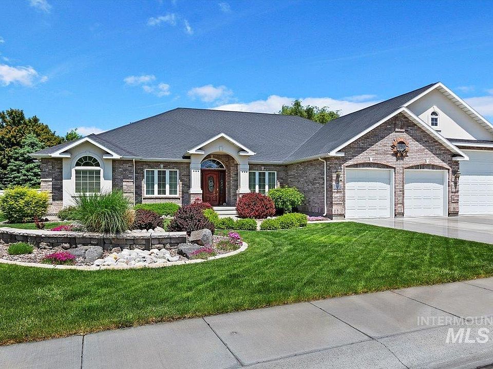 1st image of 2723 Sun Meadow Dr