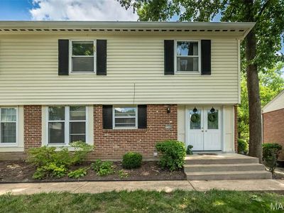 13348 La Barge Dr, Saint Louis, MO, 63141