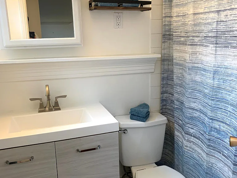 1808 E Harrison St #3 — Photo 12
