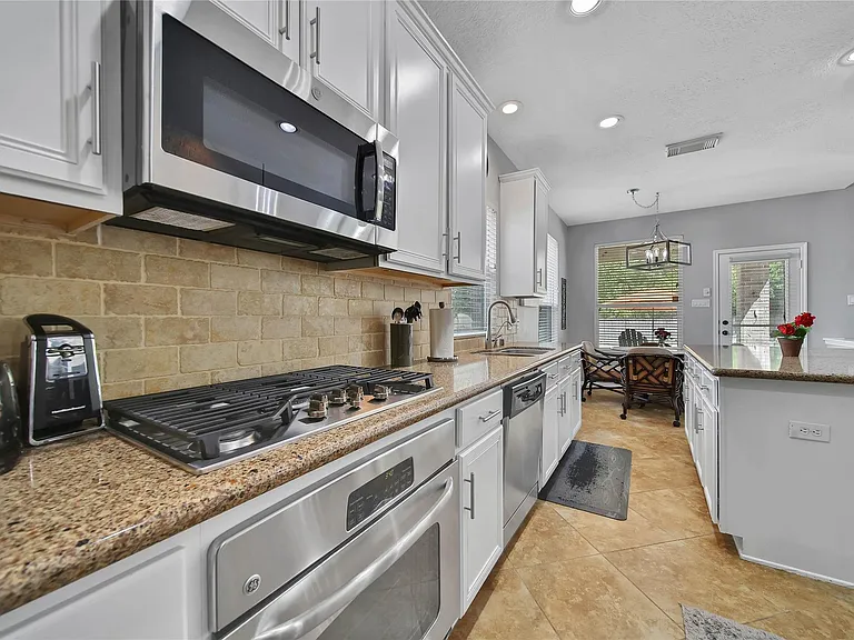 6 Loxanhachee Pl — Photo 17
