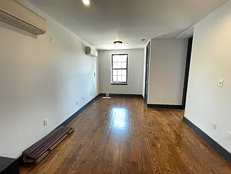 Rented by Tapiro Realty