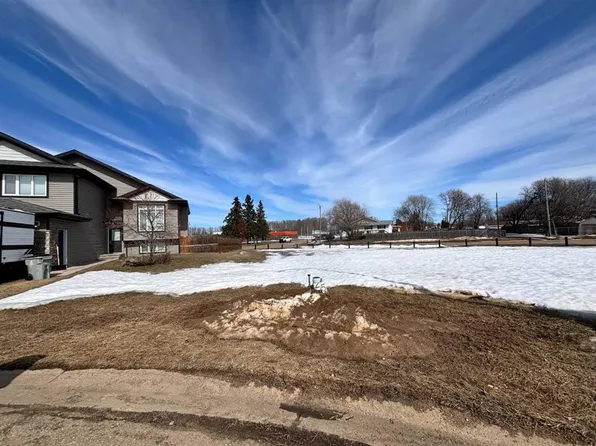 5056 Cornerstone Cres, High Prairie, AB T0G 1E0