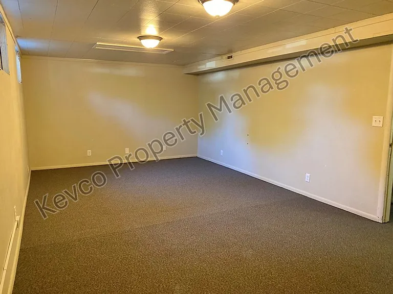 1313 Fairview Dr — Photo 17