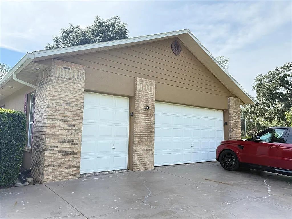 3 bed, 2.5 bath, 2169 sqft, $4,100 — Photo 3