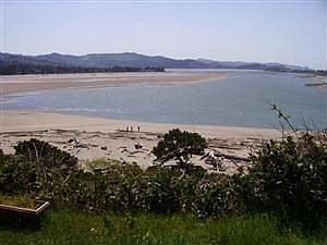 4th image of 5024 SW Dune Ave