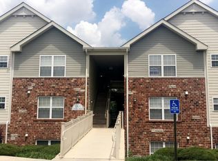 1434 Piedmont Cir, Saint Peters, MO 63304