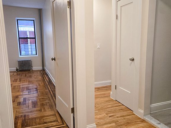 5th image of 1404 Noble Ave APT 1G
