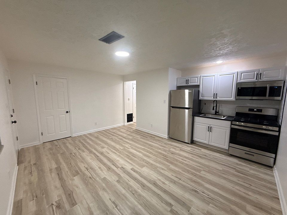 1st image of 3912 Kirkup Ave APT 4