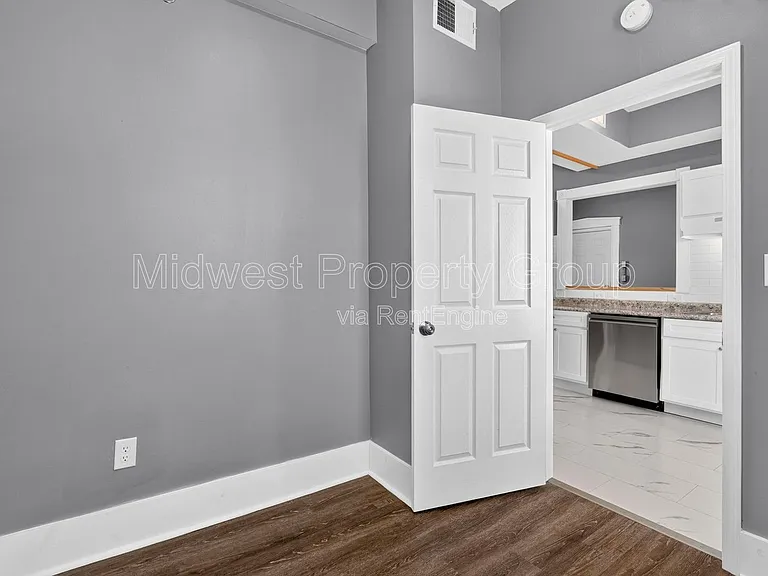 500 S 2nd St #5 — Photo 11