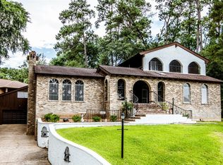 602 Rolling Hills Dr, Huntsville, TX 77340