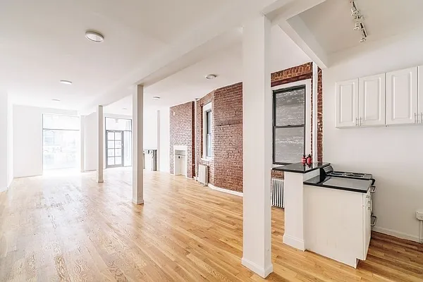 Rented by REAL New York | media 14