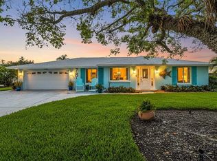 7817 Alhambra Dr, Bradenton, FL 34209