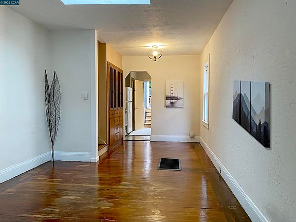2nd image of 411 Kains Ave