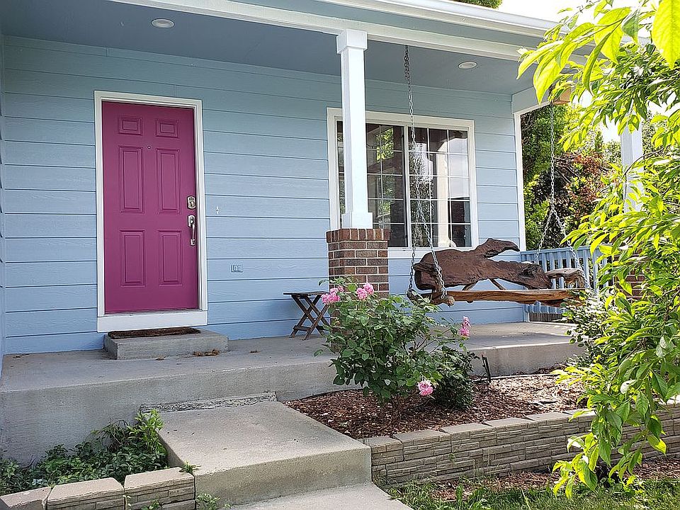 2nd image of 515 Vernier Ct