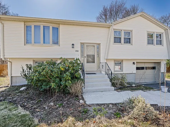 198 Corbett Rd, Stoughton, MA 02072