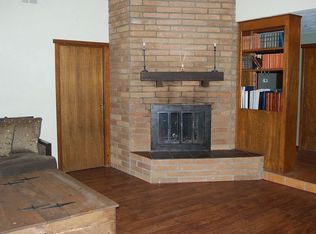 732 San Pasqual Valley Rd, Escondido, CA 92027