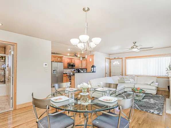 206 Benton Avenue image 7 of 30