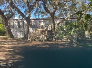 14 View Point Cir, Saint Helena Island, SC 29920