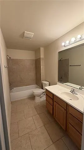 52 Brandon Hall Dr #A — Photo 7