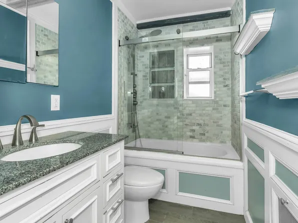 111-39 76th Road image 14 of 16