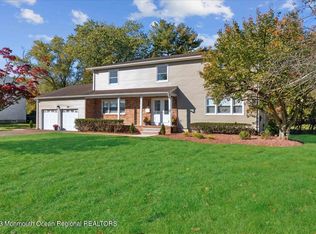 89 Old Post Rd, Freehold, NJ 07728
