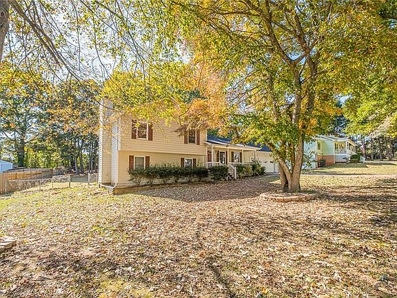 4th image of 675 Hill Meadow Dr
