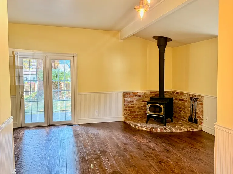 522 Sacramento St — Photo 15