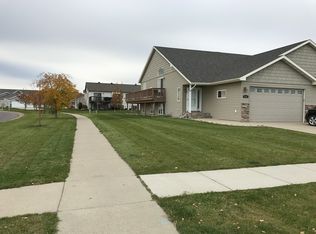 4393 47th St S, Fargo, ND 58104