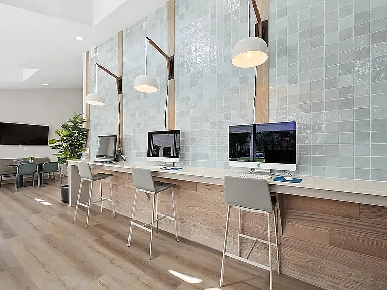 The Apartments at Midtown 501 — Photo 16