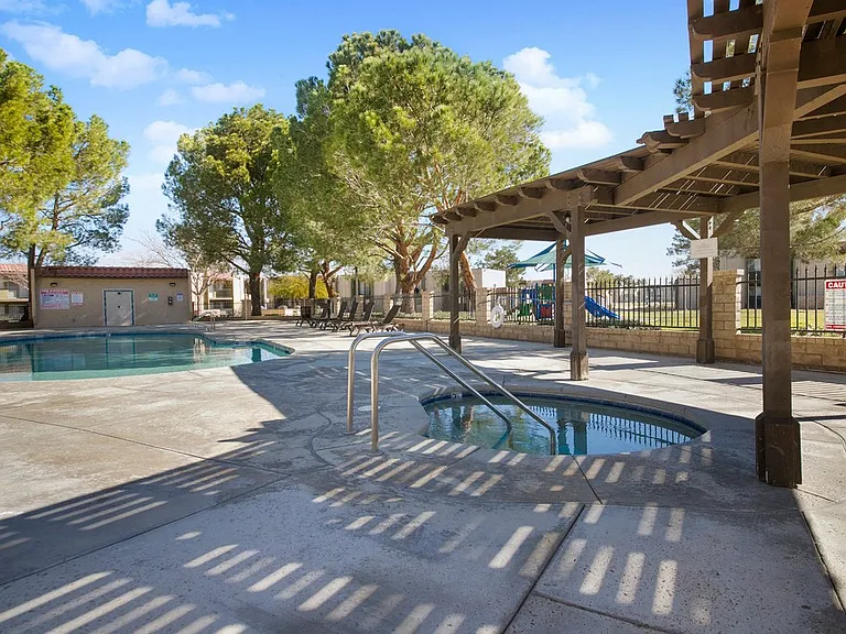 The Fountains at Palmdale — Photo 7