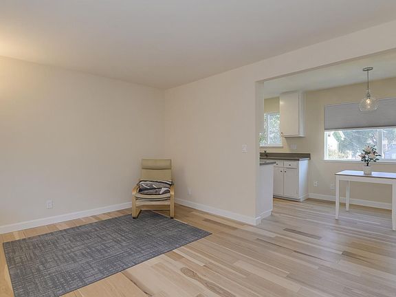 2nd image of 480 E Okeefe St APT 207