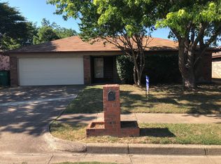 6437 Kary Lynn Dr N, Watauga, TX 76148