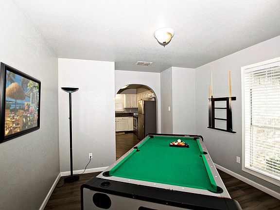 5th image of 4609 Lake Hill Dr