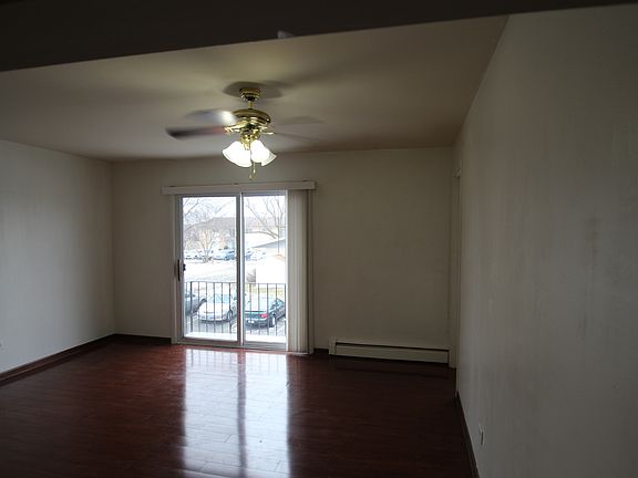 5th image of 8828 N Leslie Ln APT 2G