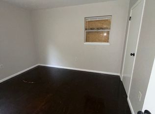 2740 McGregor Ave, Memphis, TN 38127