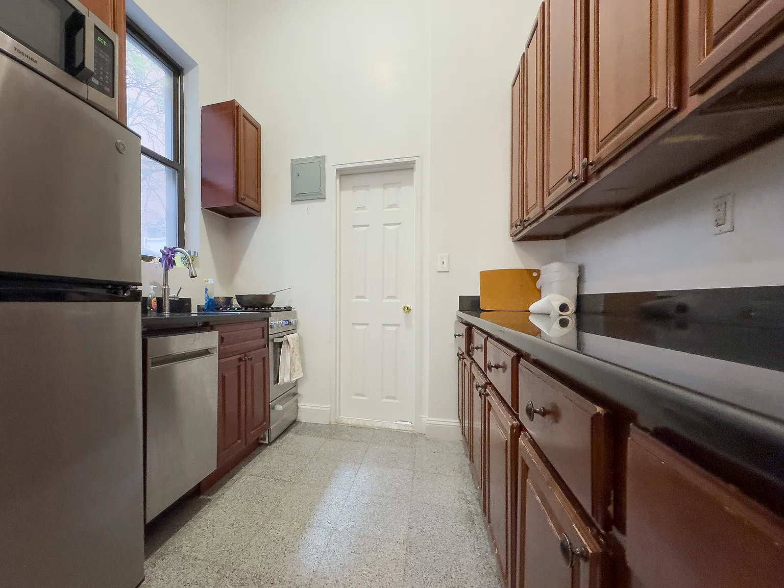 212 West 79th Street — Photo 2