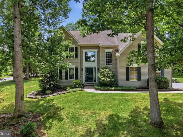 350 Oak Ridge Ln, Harleysville, PA 19438