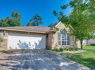 232 Maple Ln, Conroe, TX 77304