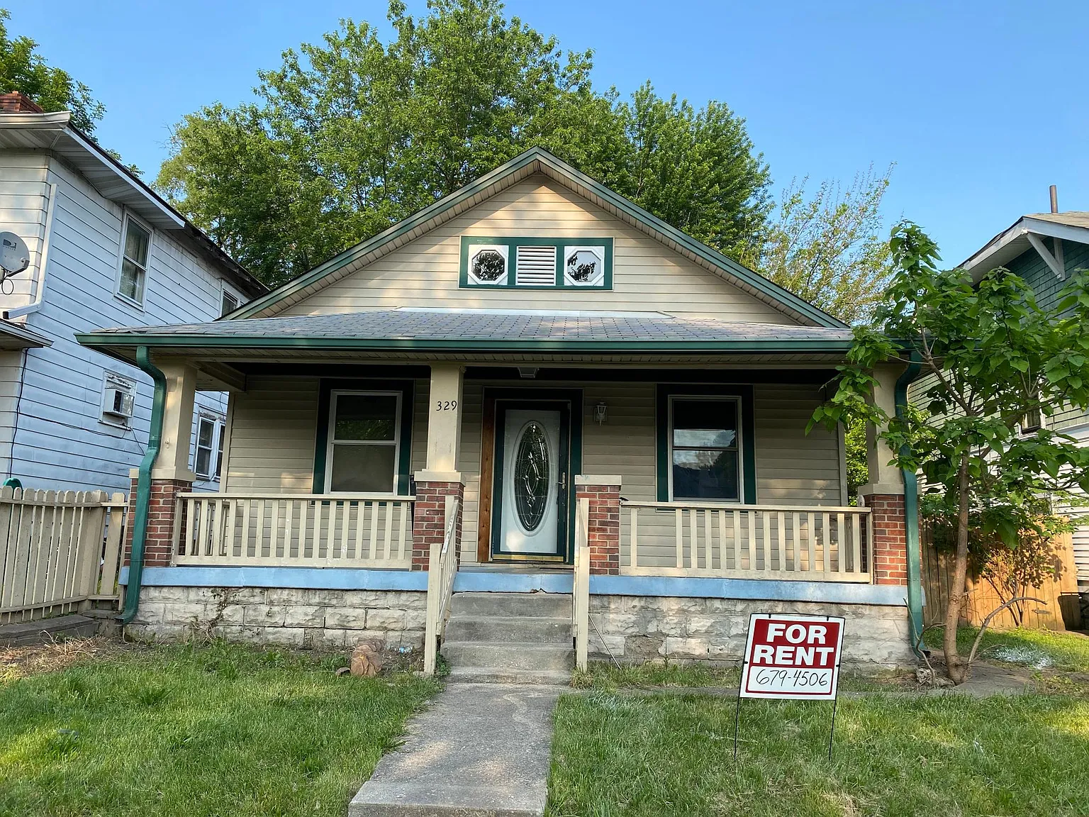 329 Wallace Ave photo 1