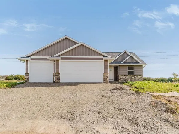 303 N 14th Ave, Winneconne, WI 54986