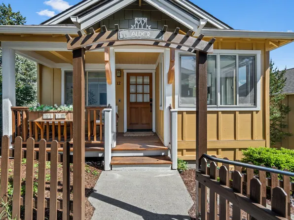 1940 NW Monterey Pines Dr Unit 12, Bend, OR 97703