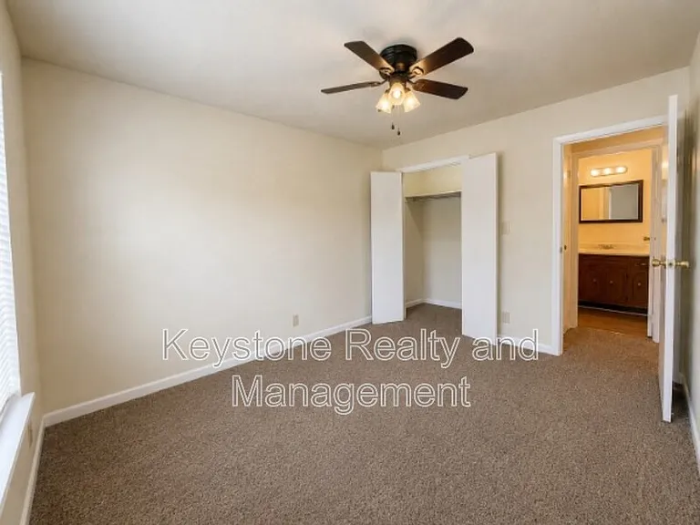 717 Peachers Mill Rd — Photo 9