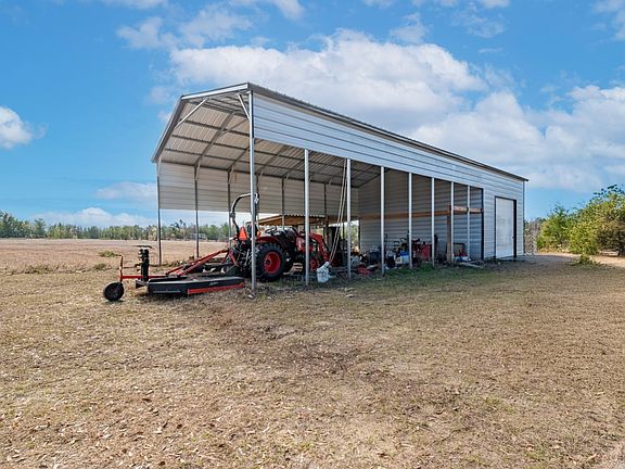 3rd image of 9810 85th Rd