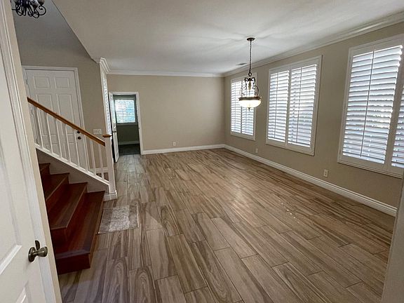 5th image of 2970 Nau Ave