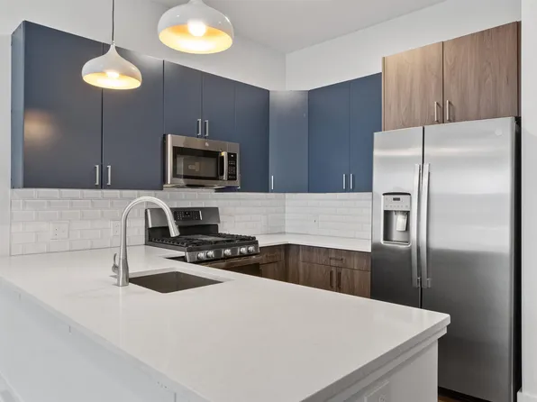 260 Avenue East image 1 of 16