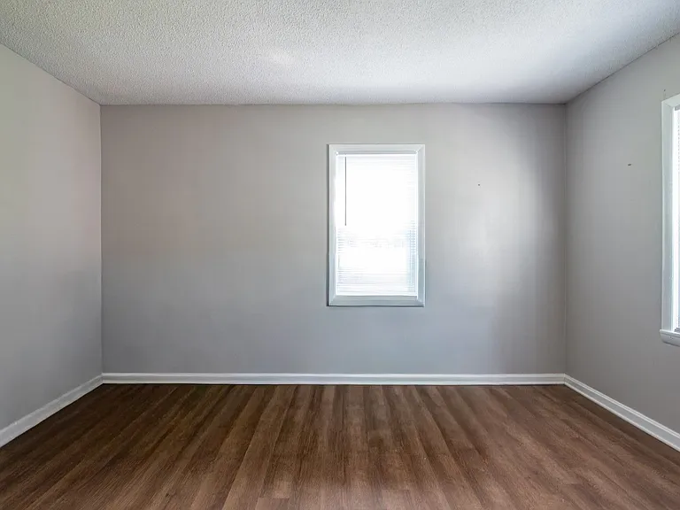 1231 Crume Rd — Photo 15