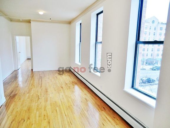 2nd image of 268 W 120th St APT 2B